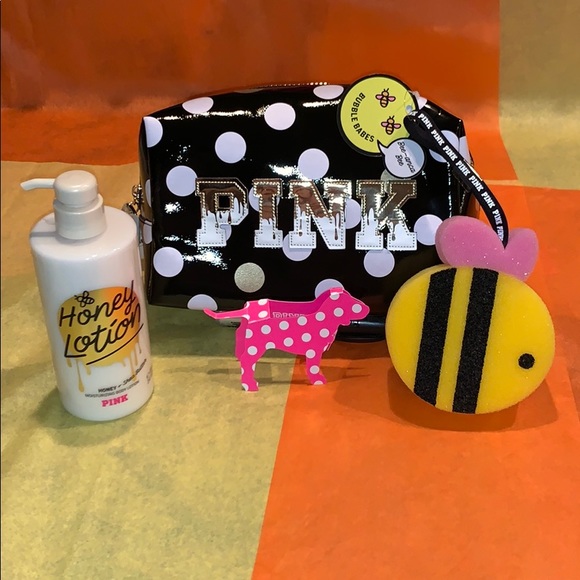 VS PINK Honey Bun Bundle - Picture 3 of 6